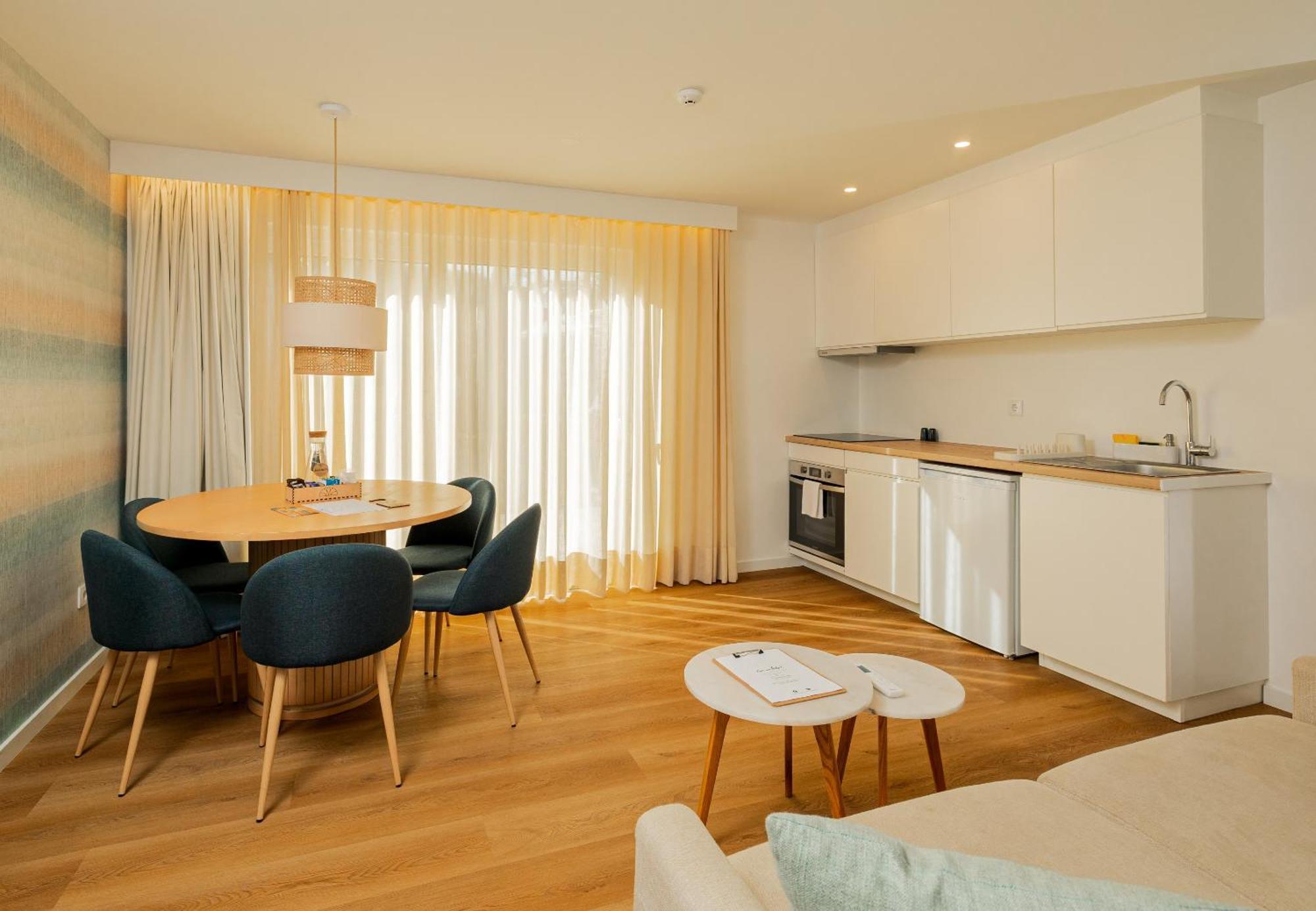 Ponta Delgada Casa Do Contador - Suites & Pool מראה חיצוני תמונה